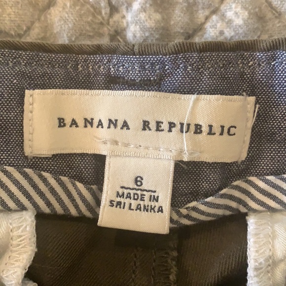 Banana Republic shorts - Picture 2 of 4